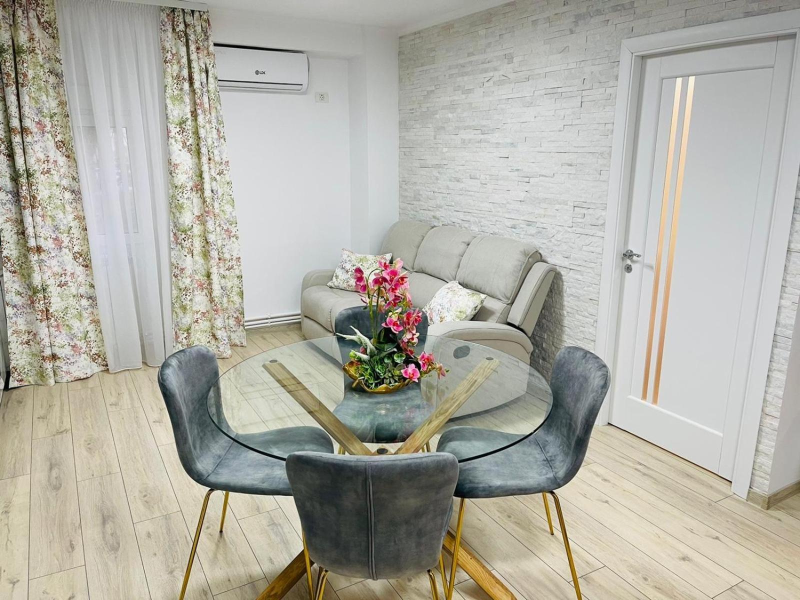 Morning Calm Apartment